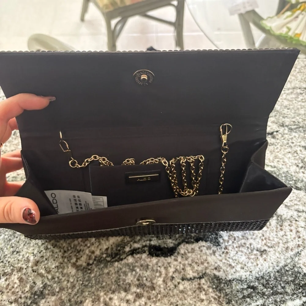 Aldo Shimmering Black Clutch - Picture 3 of 5